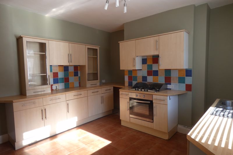 Kitchen/Diner- click for photo gallery